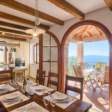Opatija Holiday home Marcici
