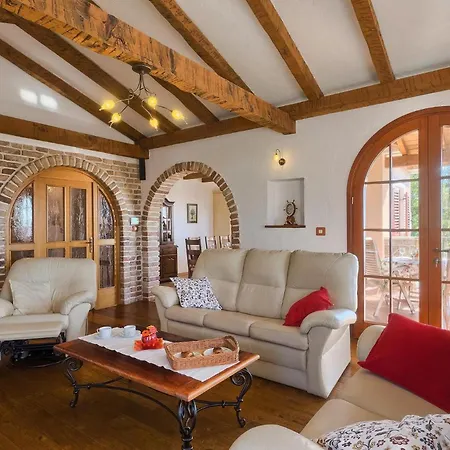 Semesterbostad Marina