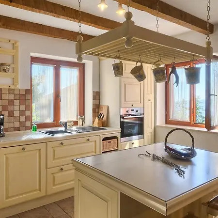 Semesterbostad Marina *